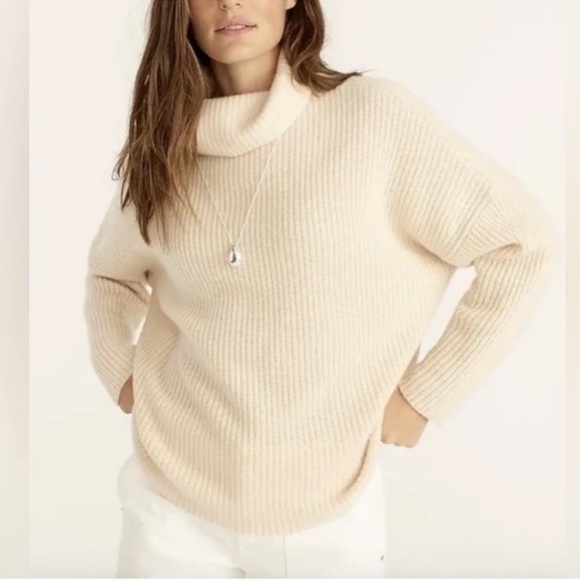 J. CREW Cashmere cotton blend white cream relaxed turtleneck sweater Sz Large - Picture 1 of 5